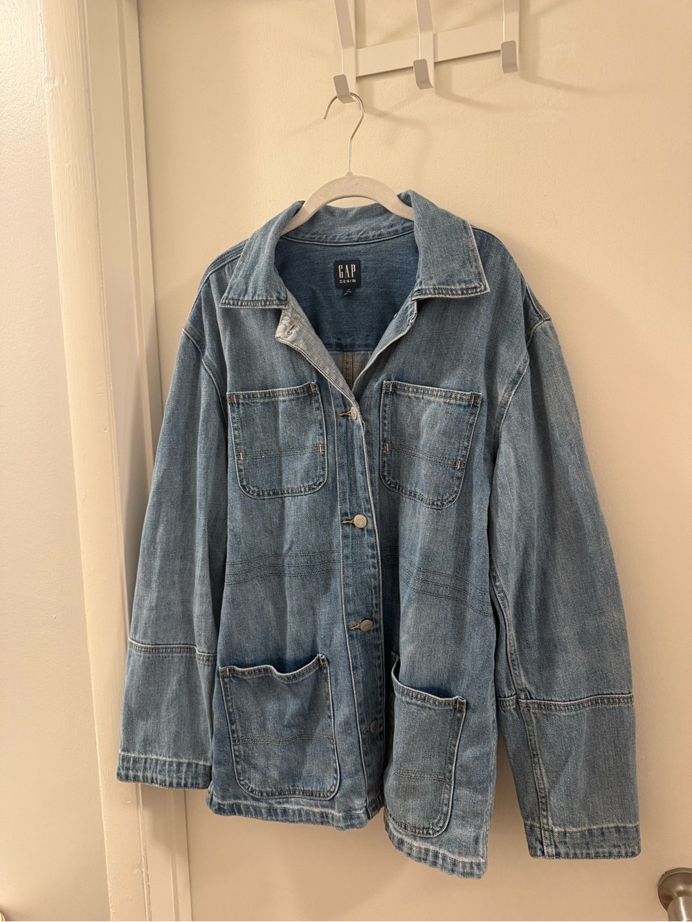 GAP Women's Light Blue Denim Jacket